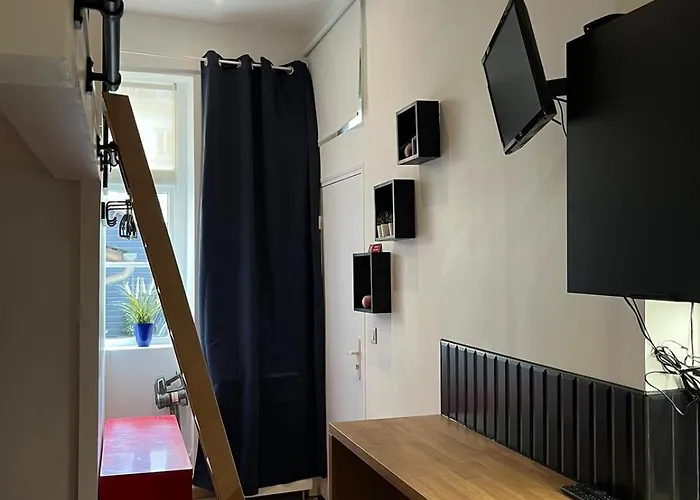 Louis Xiii Apartment *